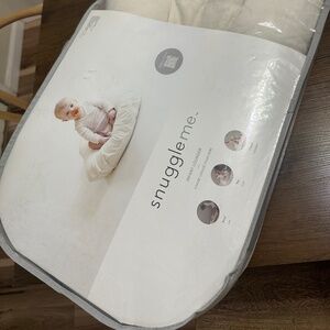 Snuggle me infant lounger